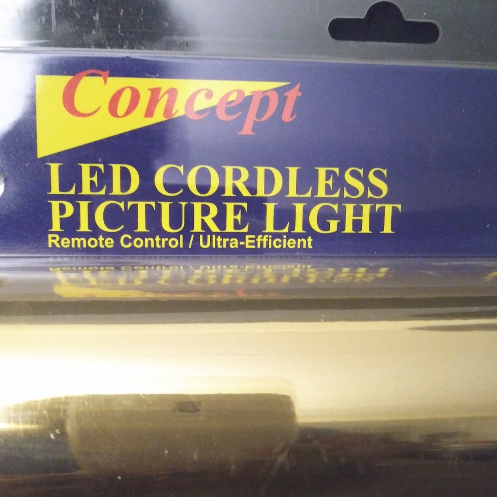 Wall picture light